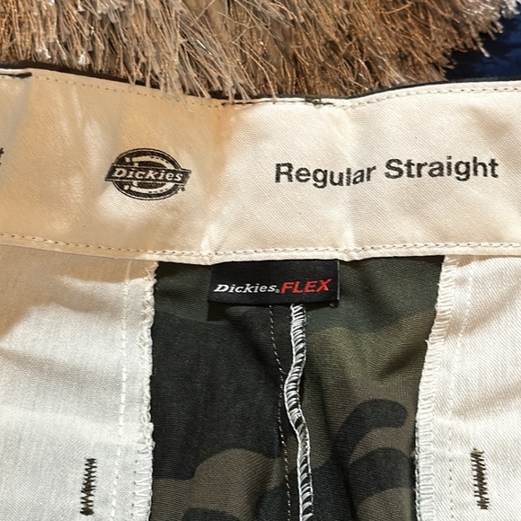 Dickies camouflage cargo style regular straight size 34 x 32 - Picture 2 of 7
